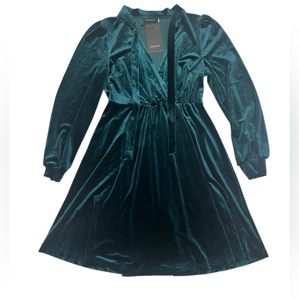 NWT Kojooin Emerald Dress Size S